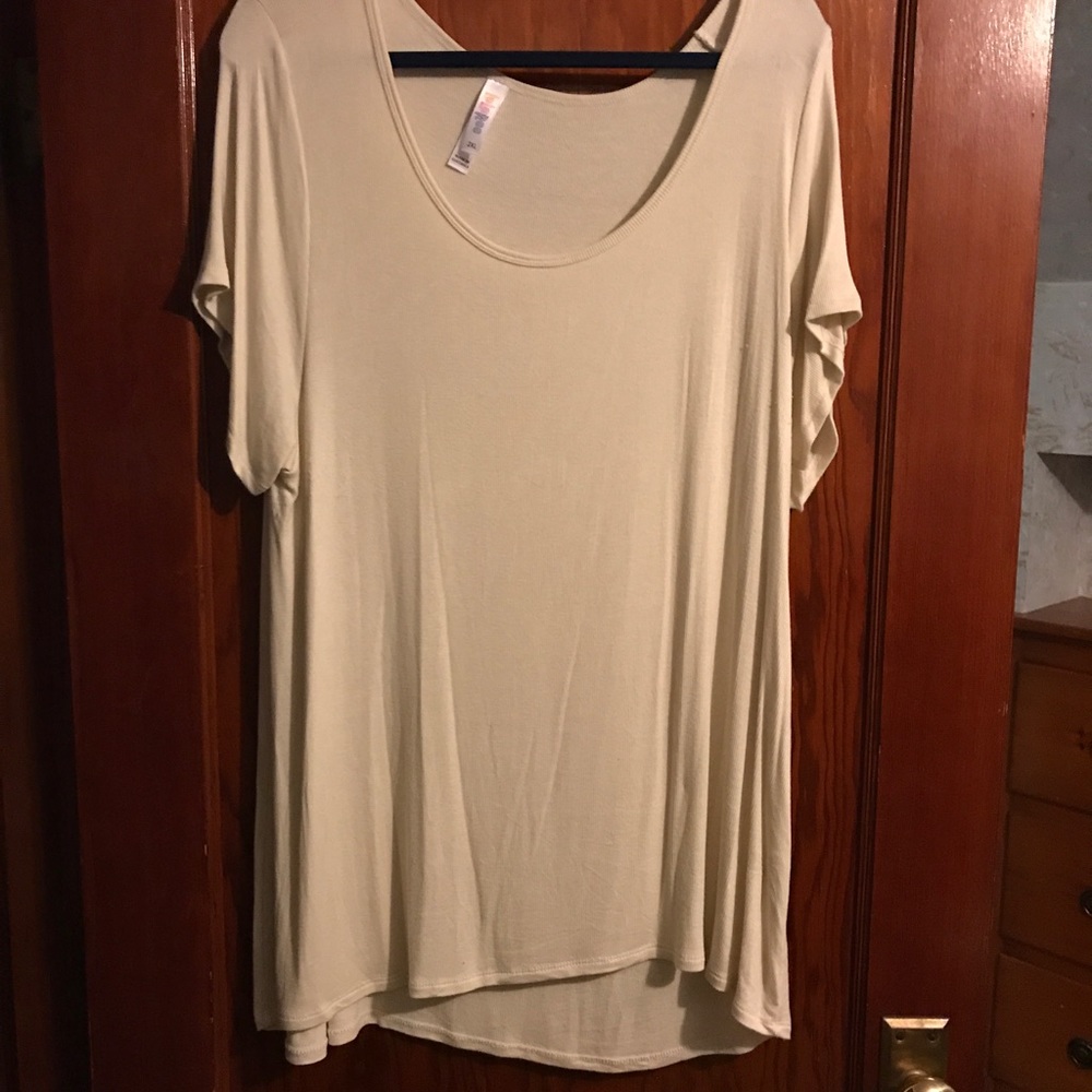 Lularoe classic t
